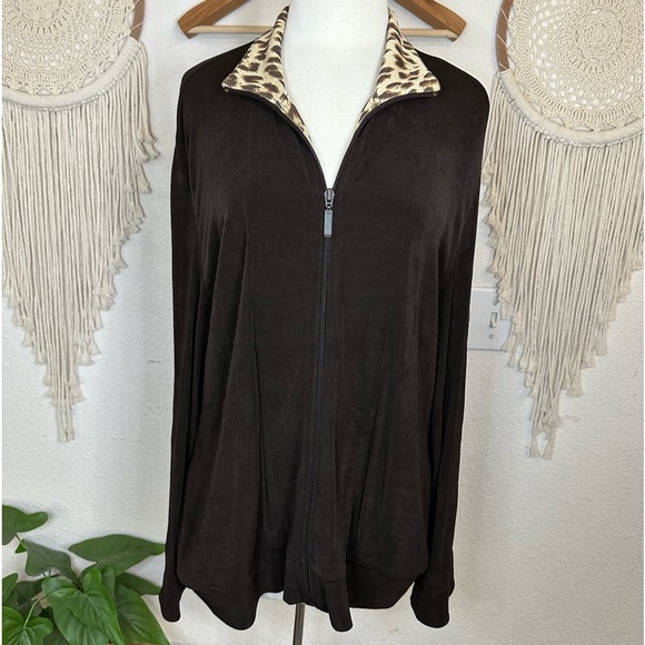 Chico's Sweaters - Chicos travelers dk brown leopard print collar slinky knit cardigan XL full zip